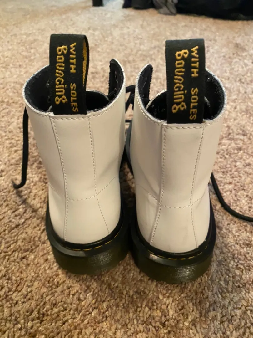 Boots White Size 7.5 - Image 3