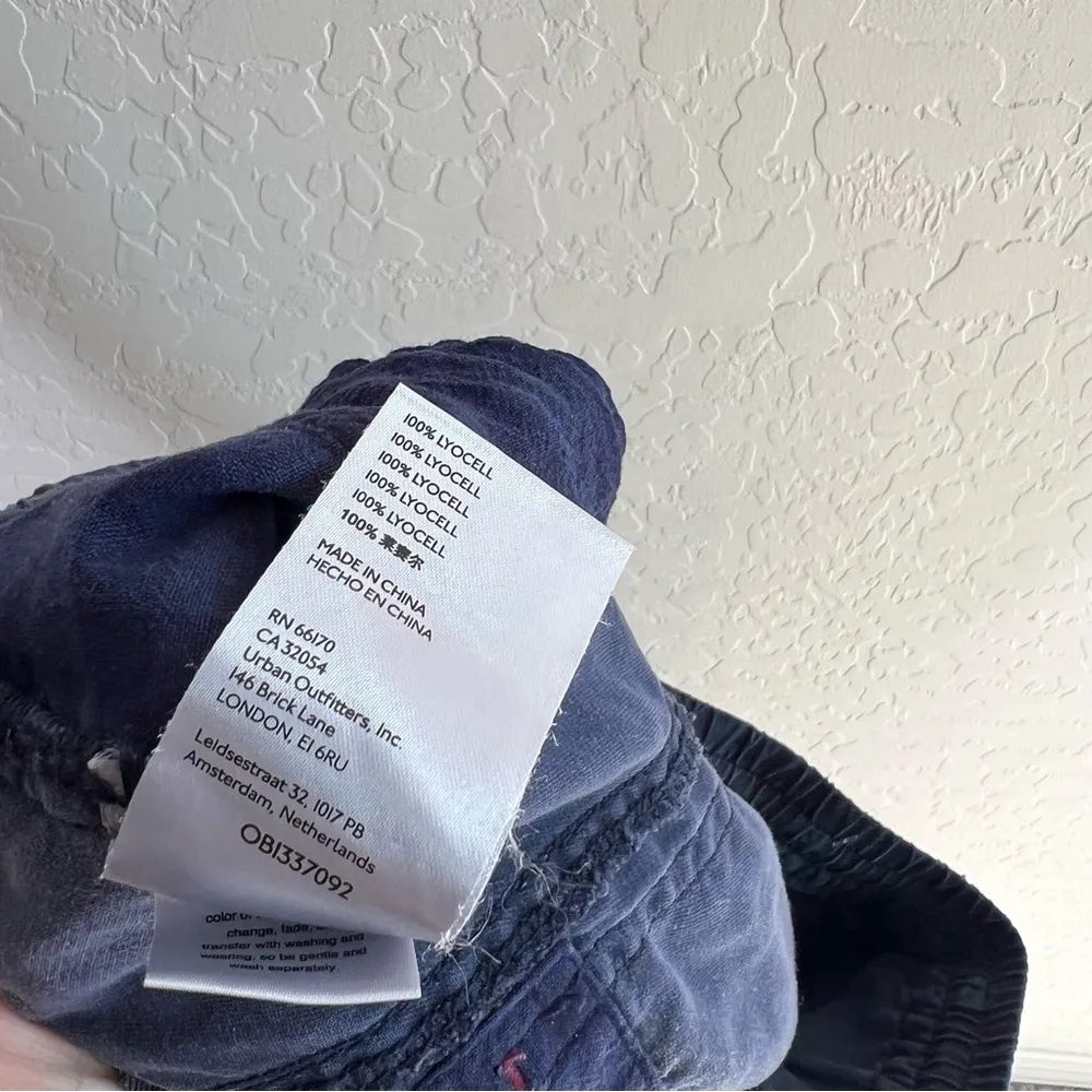 Anthropologie Pull On Floral Joggers - Image 6