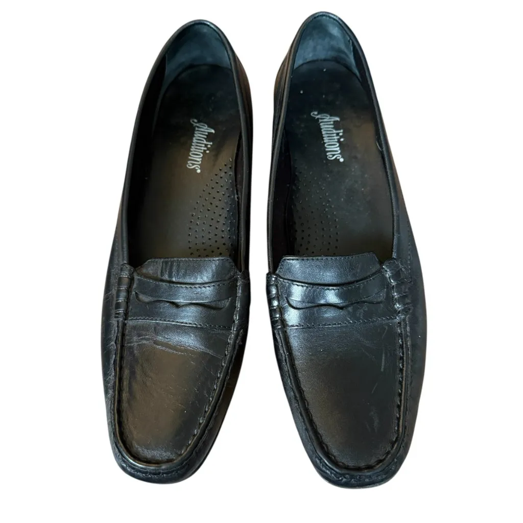 Auditions black leather loafer flats women's size 7M - Image 6