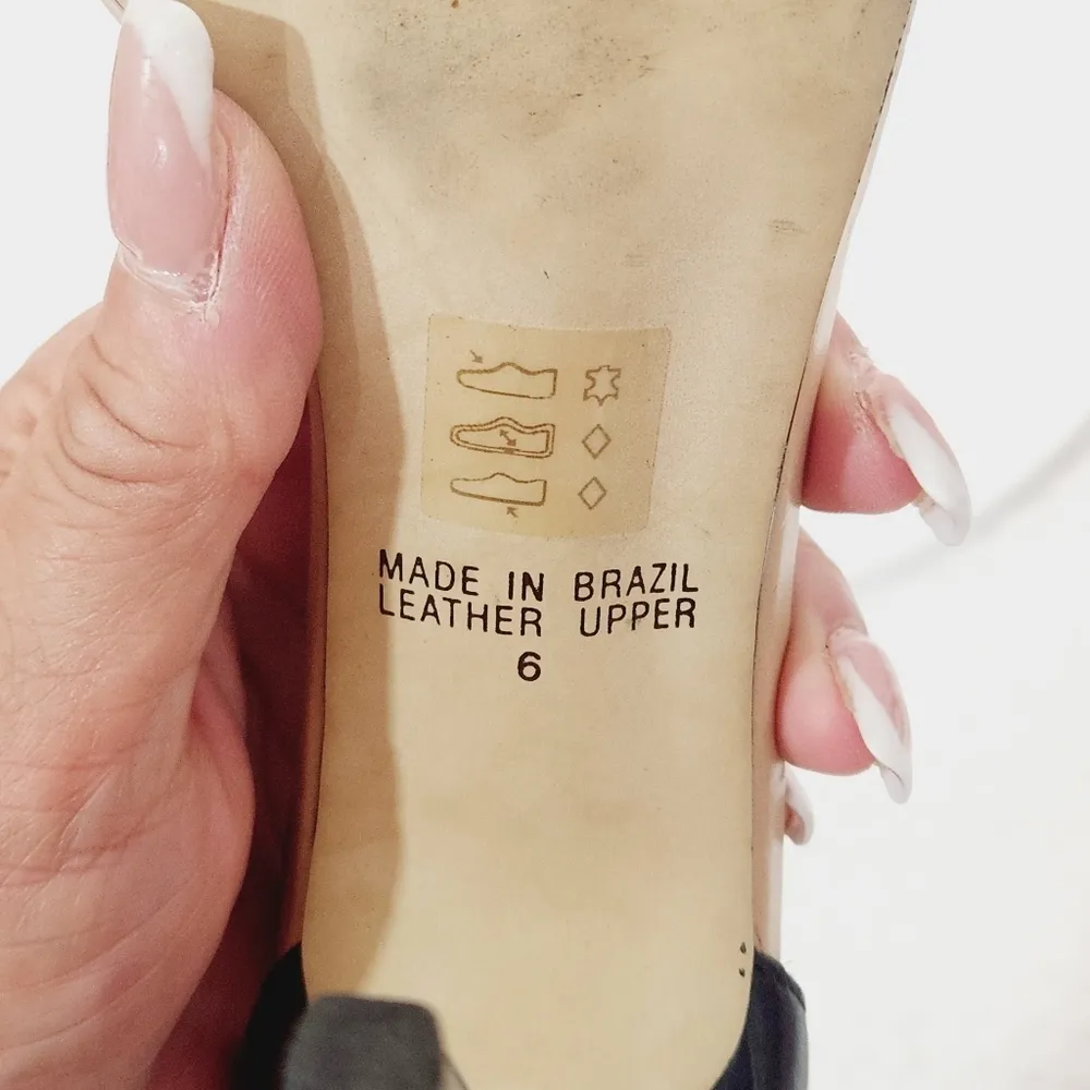 Cathy Jean Beige and Black Brazilian Leather Ankle Strap Heels Size 6 - Image 10