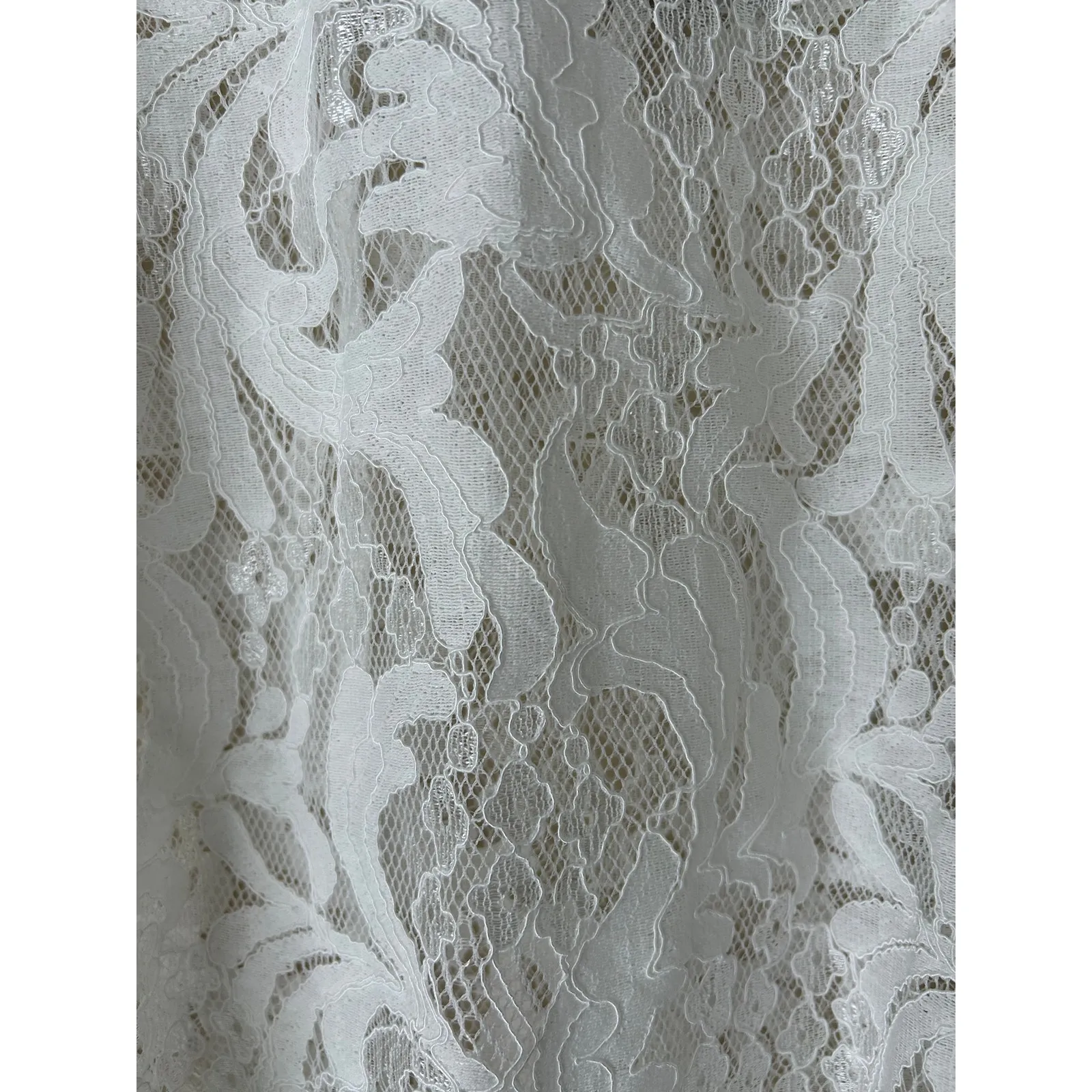 Rain White Lace Long Sleeve Top Size Medium - Image 6