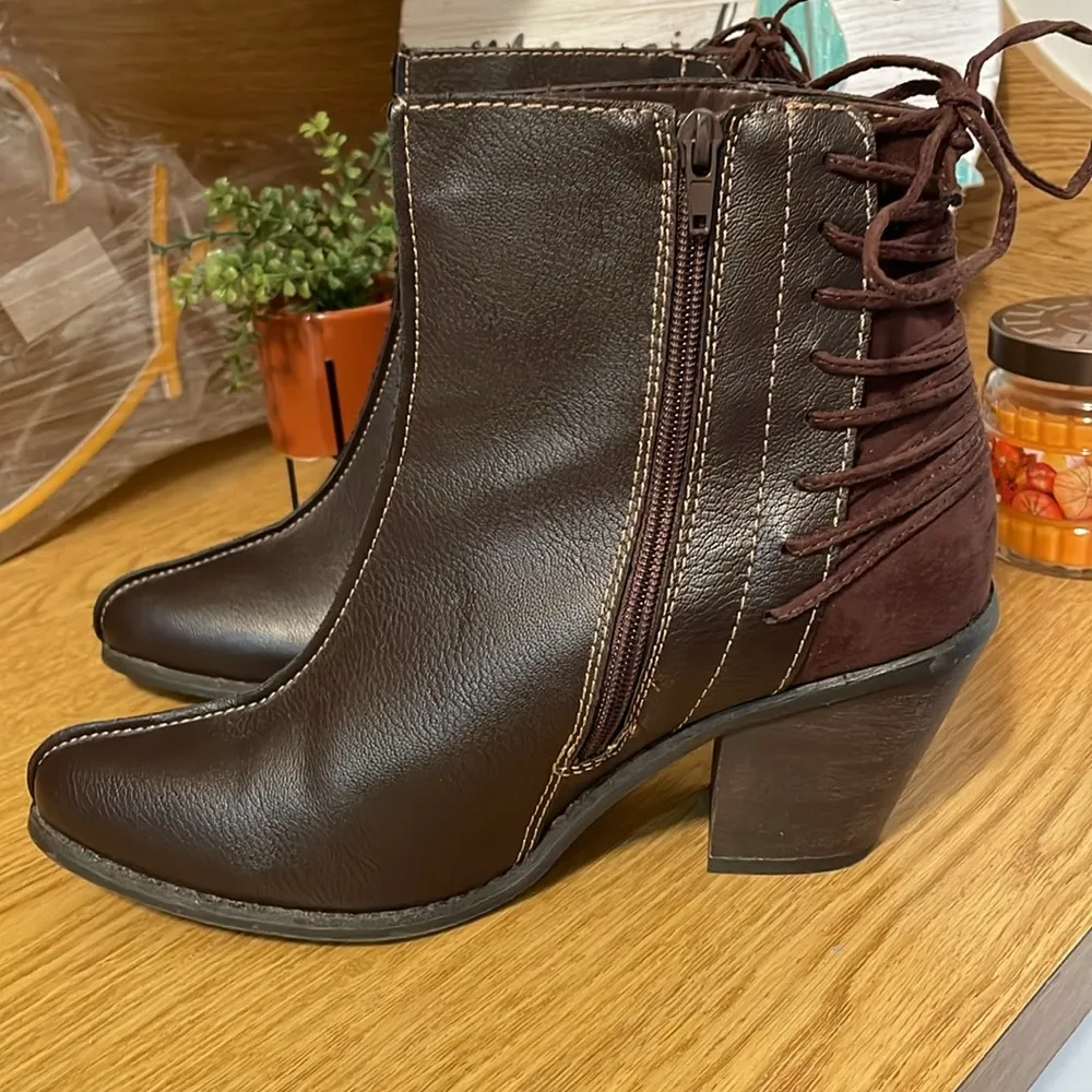 👢👢👢BOGOHO 👢👢👢Cato Brown Lace Ankle Boots - Image 5