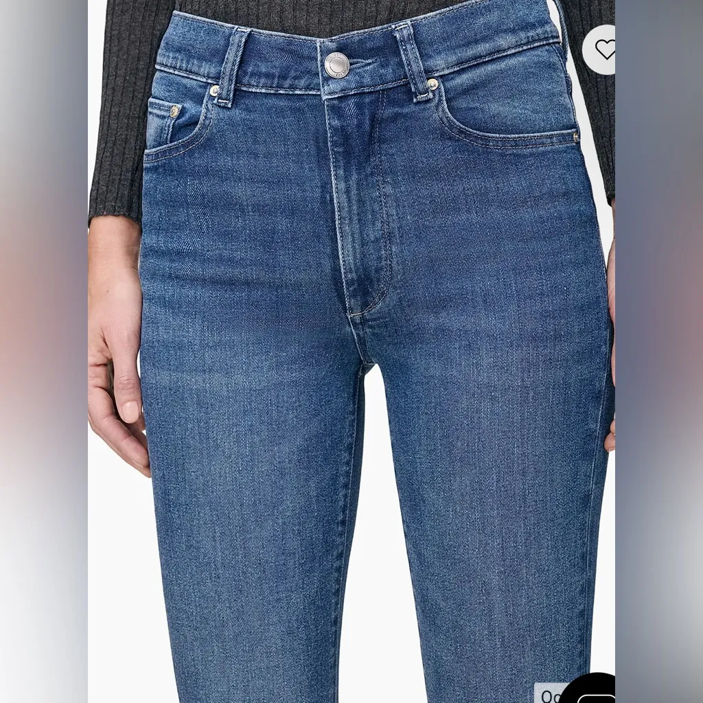 DL1961 Classic Blue Flare Jeans - Image 5