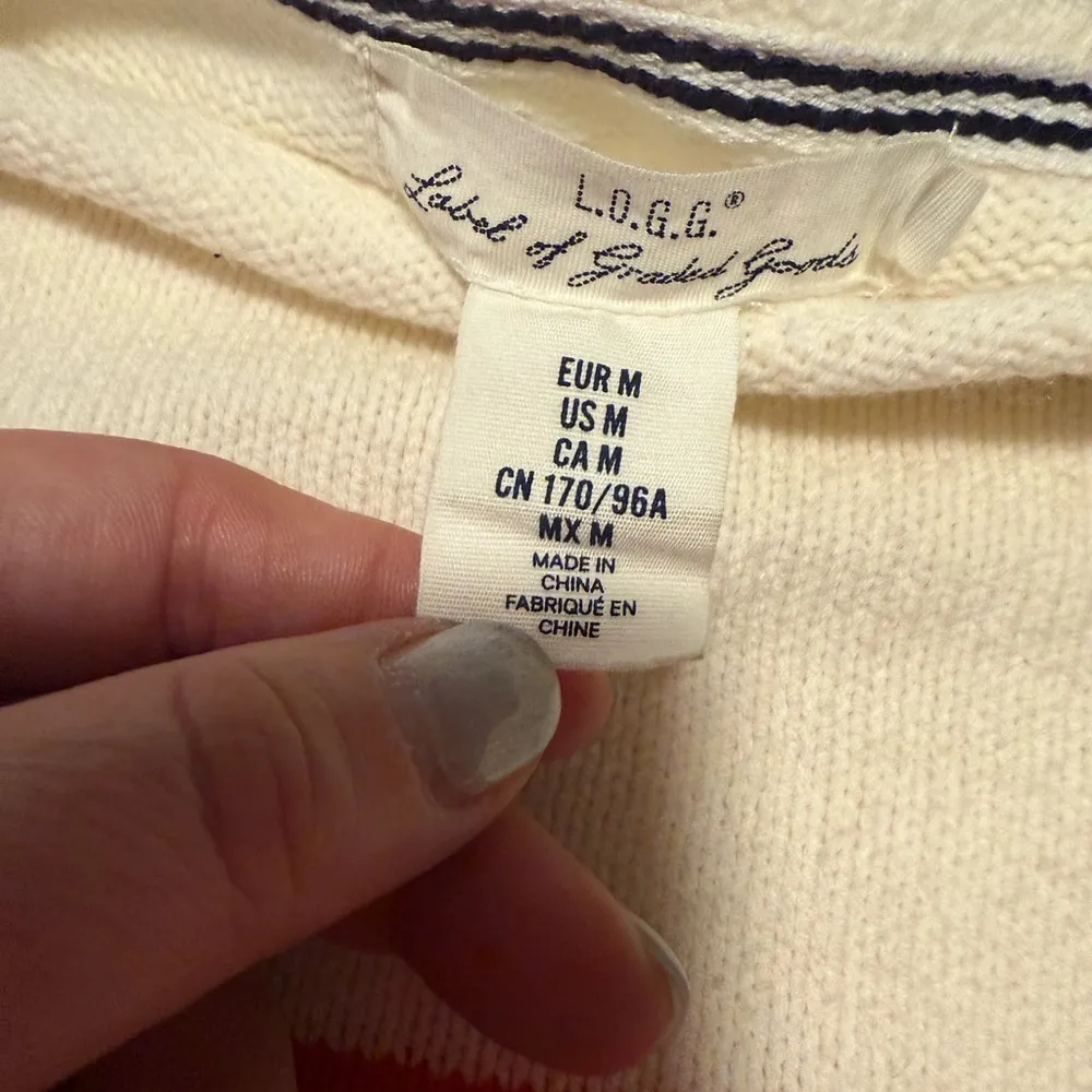 Red and White Striped Crew Neck Sweater Size M - Image 6