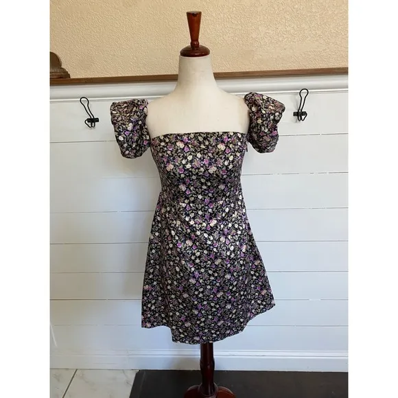 Pomelo Romantic Square Neck Puff Sleeve Mini Dress Black Purple Dainty Floral - Image 2