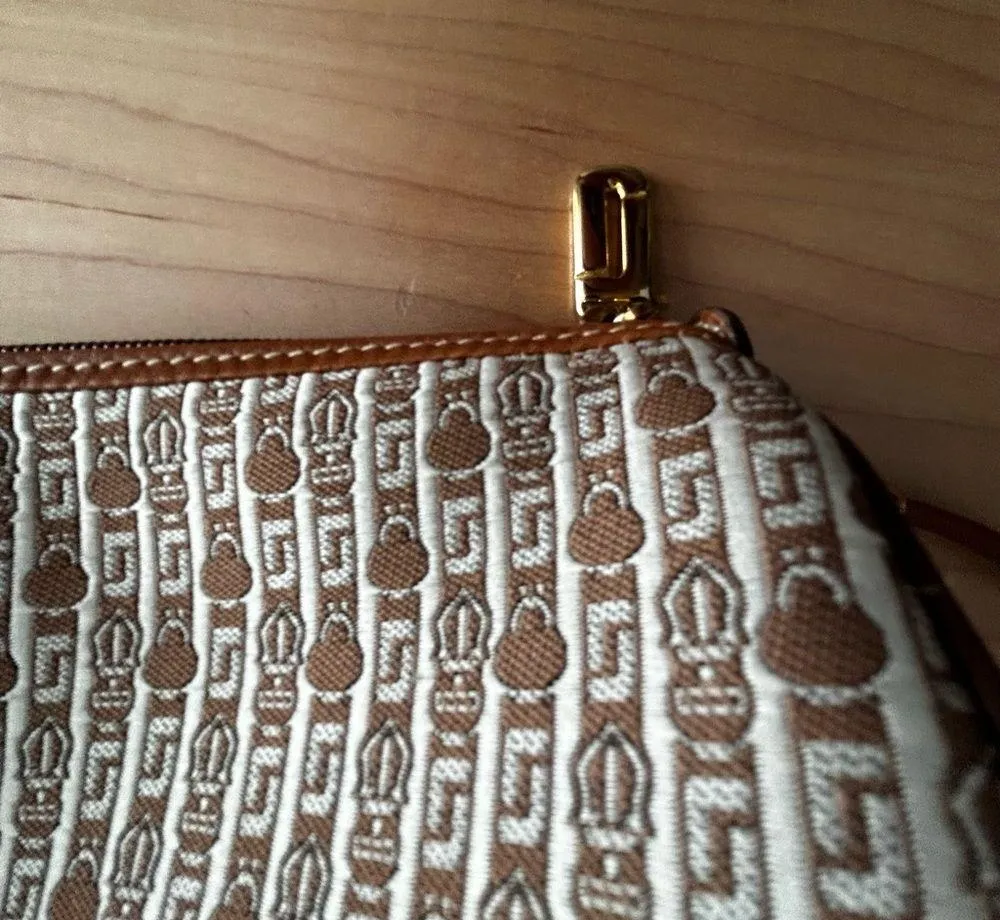 NWOT Judith Leiber purse - Image 7