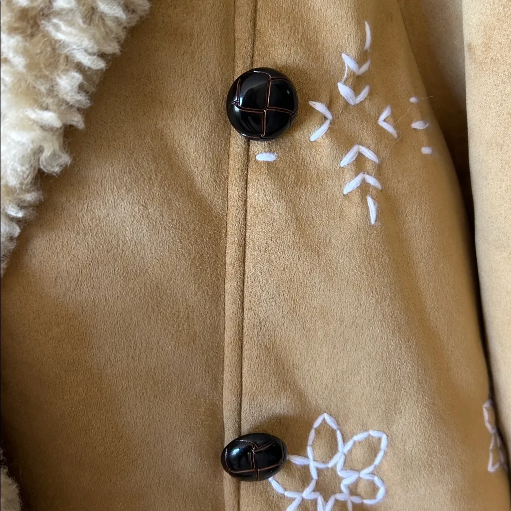 NWT Driftwoold Tan faux suede Double Breasted Sherpa lined Jacket large - Image 5