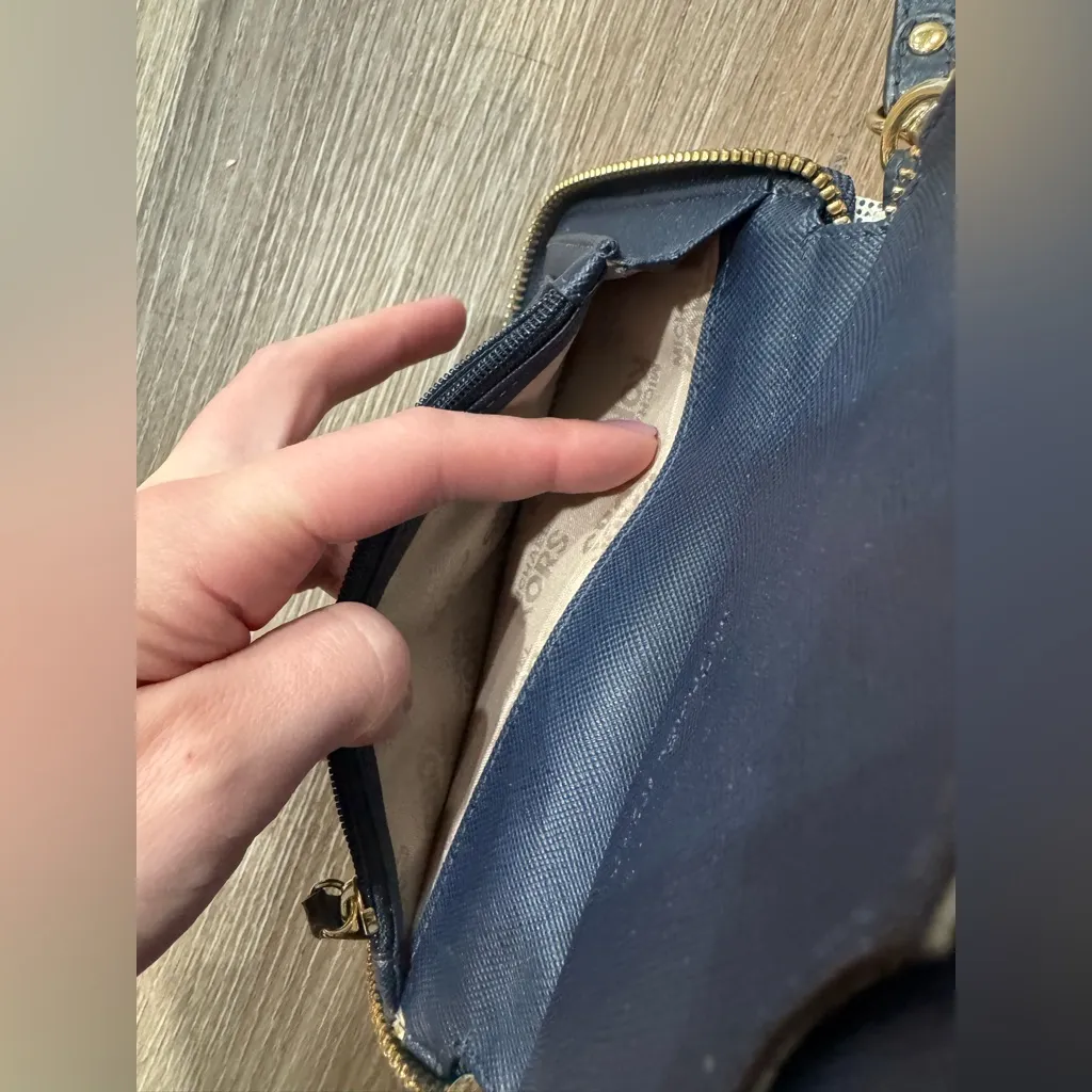 Michael Kors Monogram Wallet Wrislet - Image 7