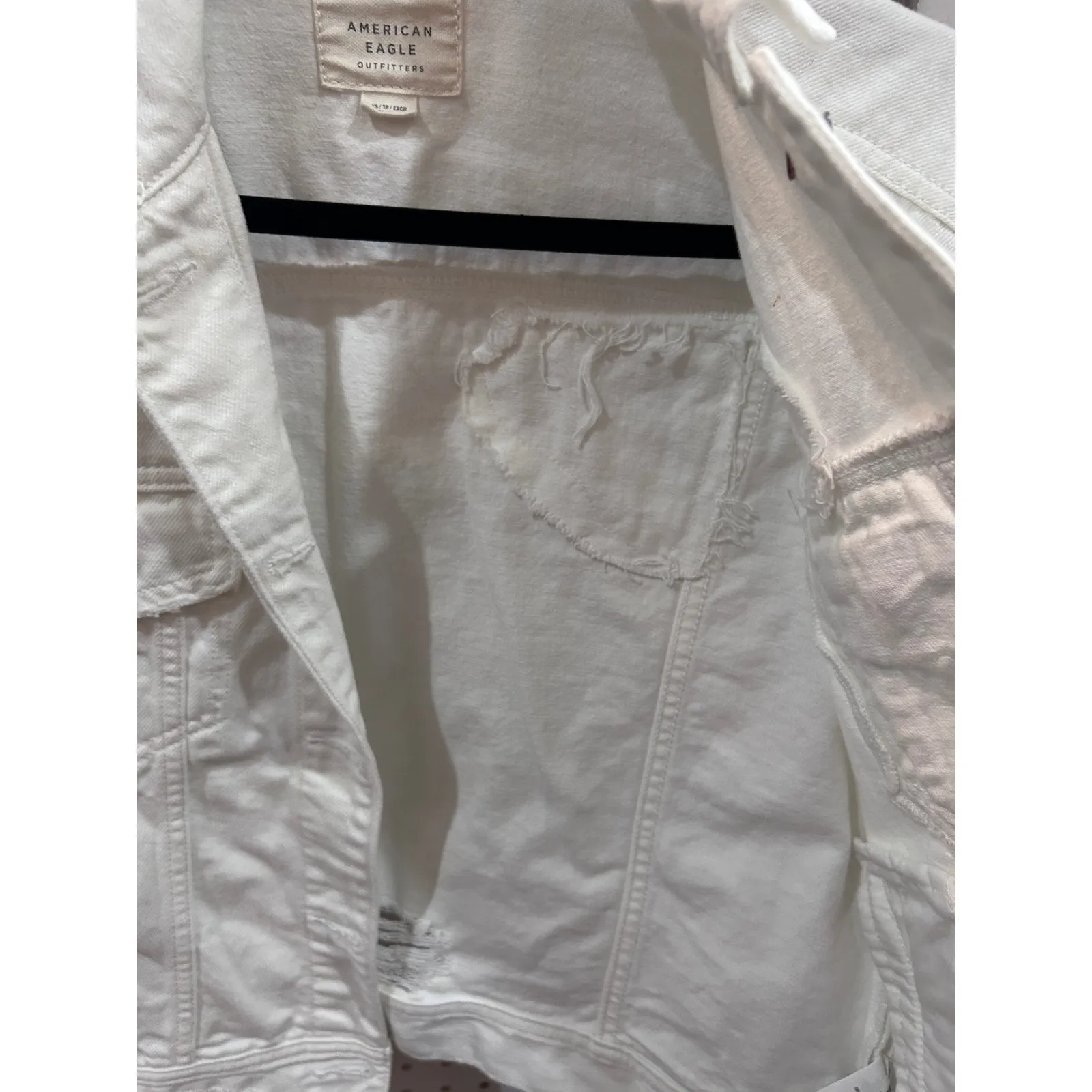 American Eagle  Outfitters White Distressed Denim Jacket Women's XS - Image 4