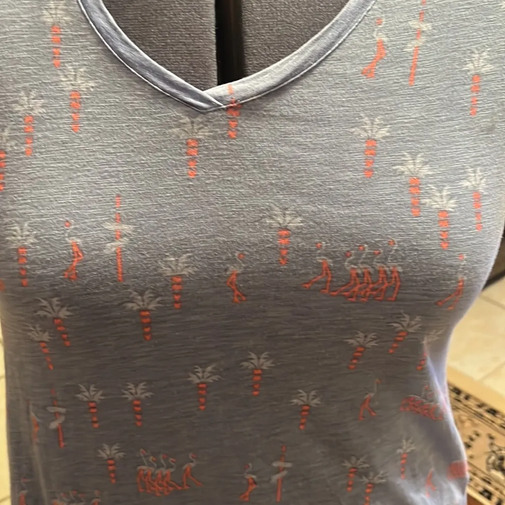 Ladies Tshirt by dept 222 Sz PL pink and blue flamingos - Image 2