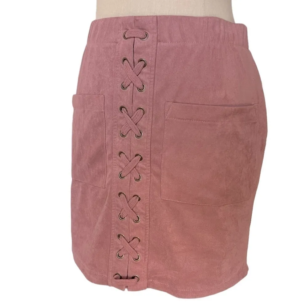 𝅺MAUVE Pink STREETWEAR SOCIETY Crisscross 2 Pocket Pencil Skirt, Medium - Image 3