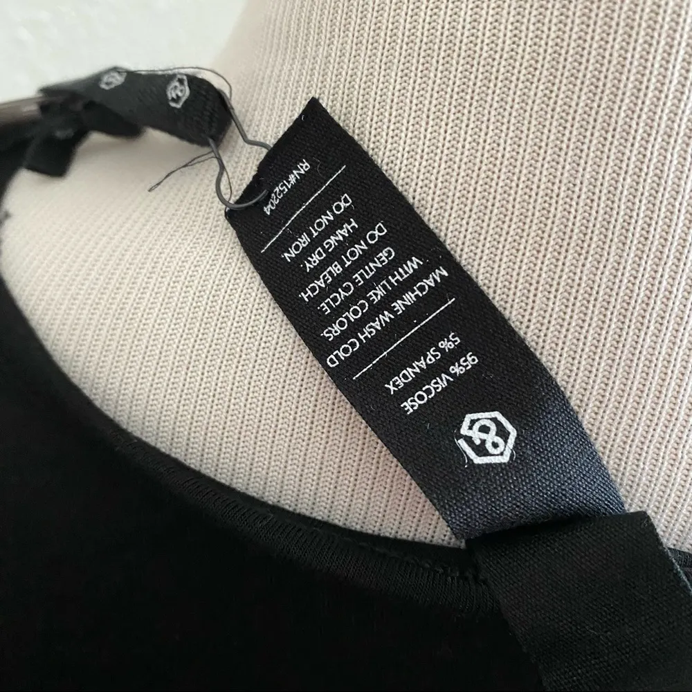 NWT Agnes & Dora Ruffle Sleeve Tunic | Black - Image 4