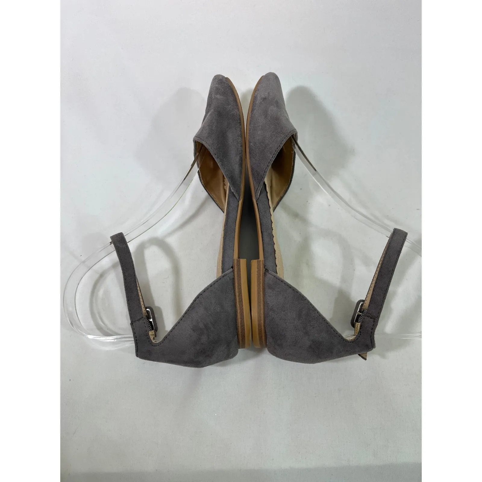 Isaac Mizrahi Women Suede Ankle Strap Ballet Flats Shoes Pointed Toe Gray Size 6 - Image 5