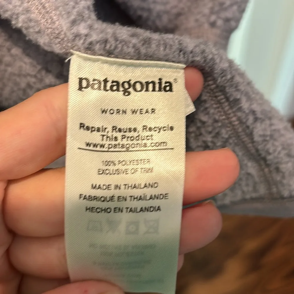 Patagonia 1/4 zip sweater - Image 5