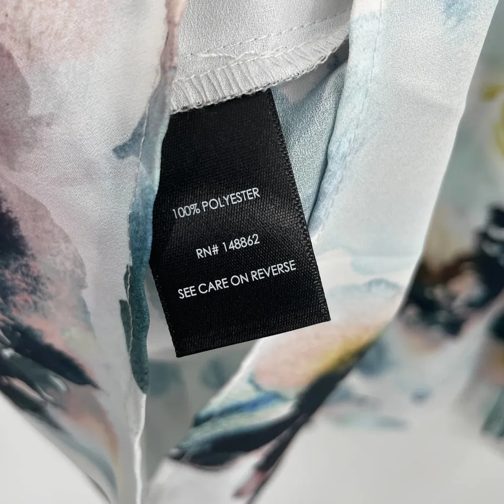 Torrid Harper Georgette Ruched Short Sleeve Blouse in Dream Floral Size 4X/26 - Image 7