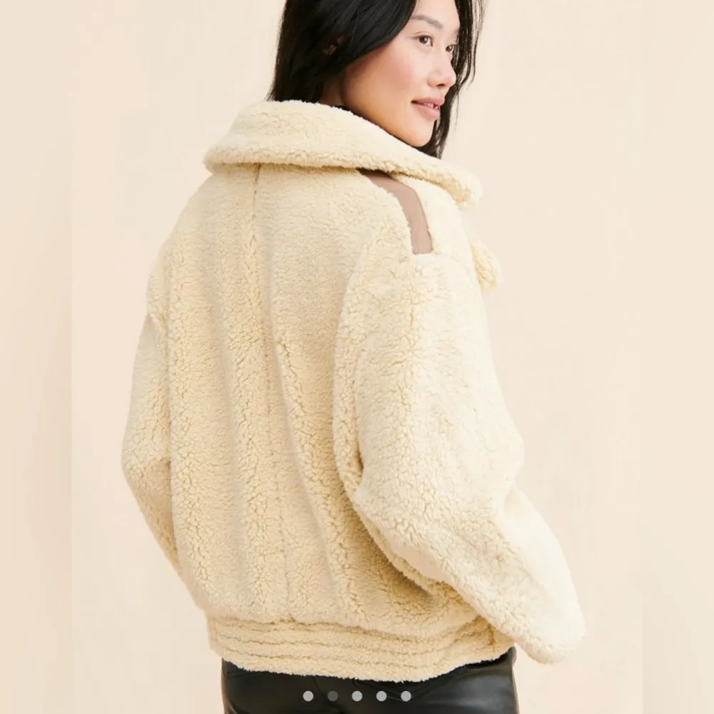 Joplin Cozy sherpa jacket - Image 8