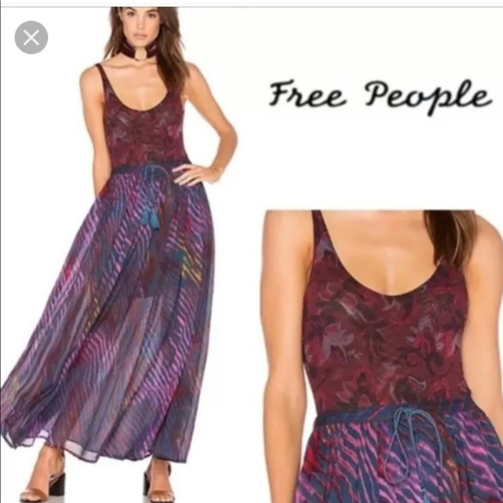 •  • NWT bodysuit size small - Image 3