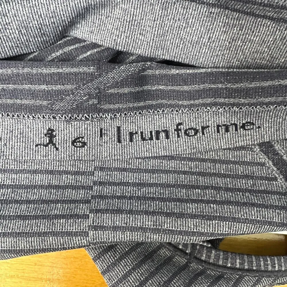 Lululemon Women's Activewear Tank Top Size 02 Yoga Running Gym Training Walking - Image 7