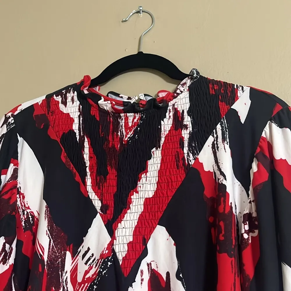 LuLaRoe Blouse Sz L Smocked Long Sleeves Flowy Ruffle Neck Clara Closet Staple - Image 3