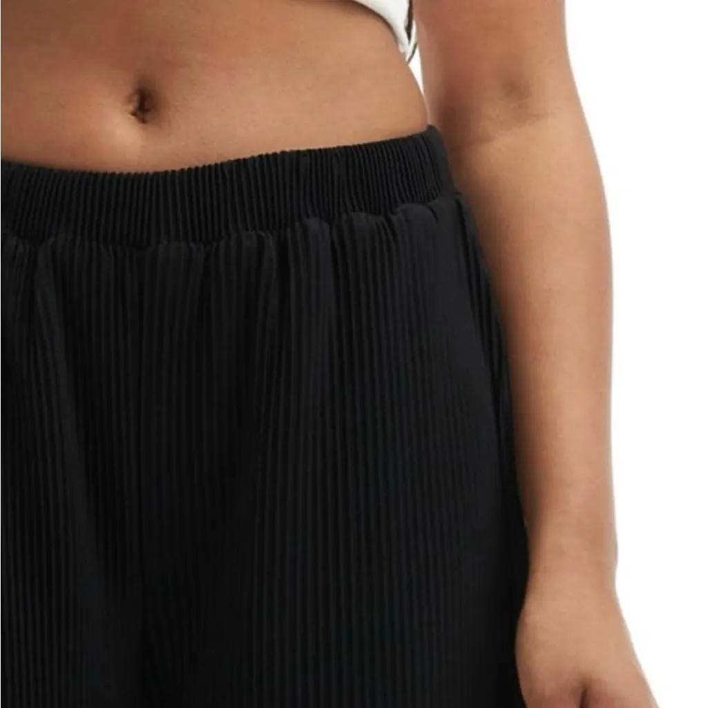 ASOS DESIGN Plisse Wide Culottes Black 8 Size 4 - Image 11
