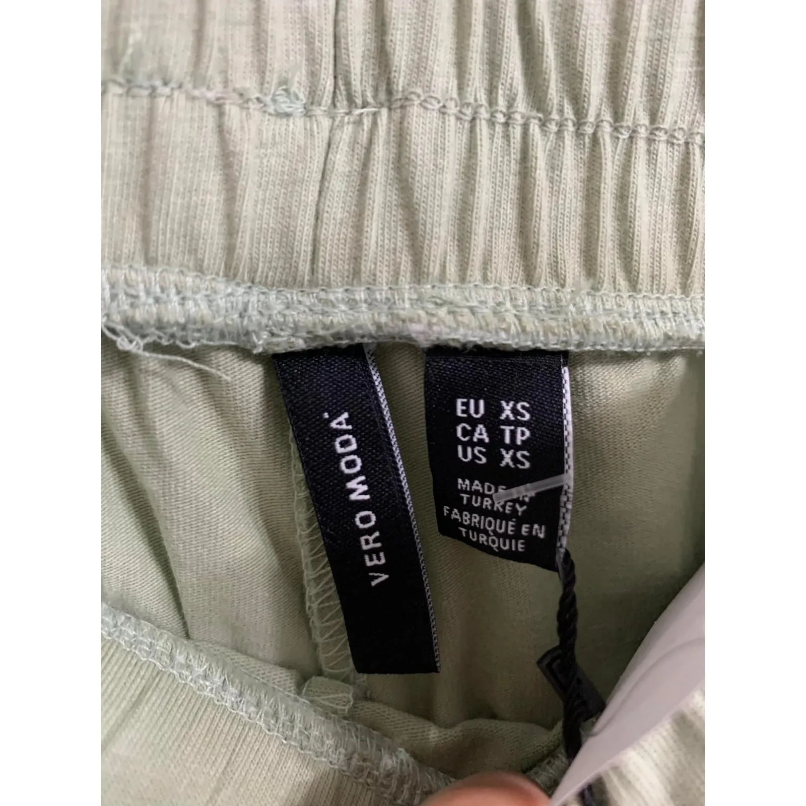 Vero Moda Juna Ruffle Hem Stretch Cotton‎ Pull-On Shorts Size XS NEW - Image 4