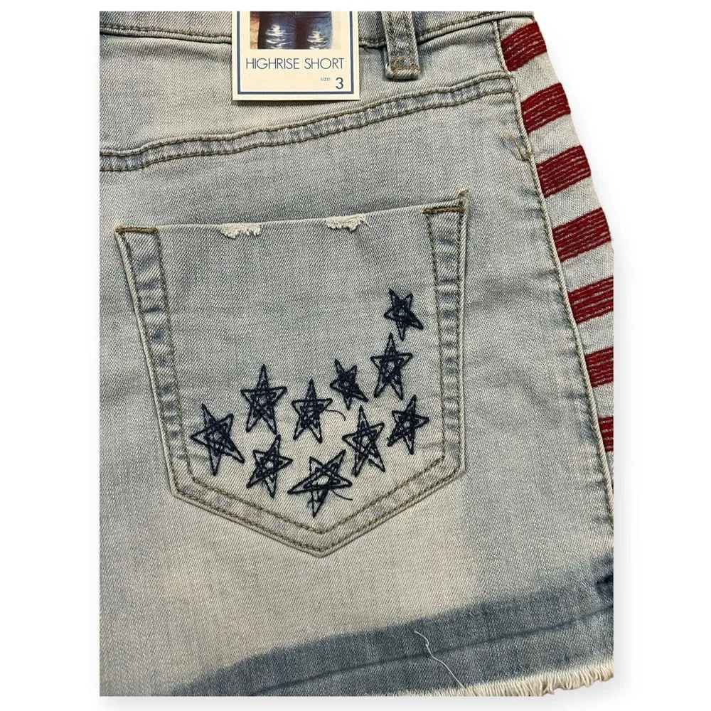 Indigo Rein Mid Rise Blue Jean Frayed American Flag Hem Shorts Size 3/27 - Image 7