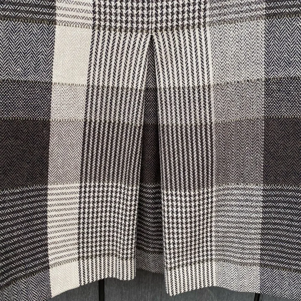 Tahari Arthur S. Levine Cropped‎ Blazer Size 10P - Image 6