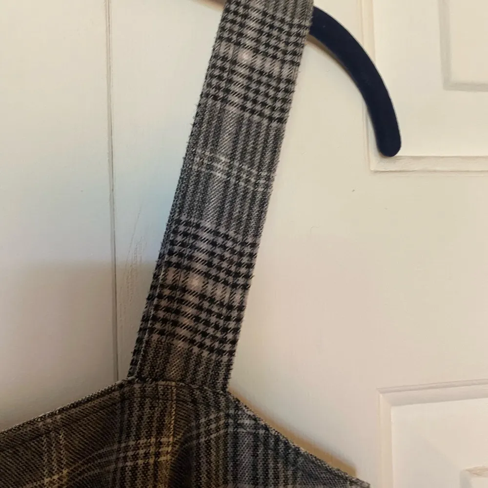 Hollister Grey, Black and White Plaid Flannel Button Front Jumpsuit - Image 9