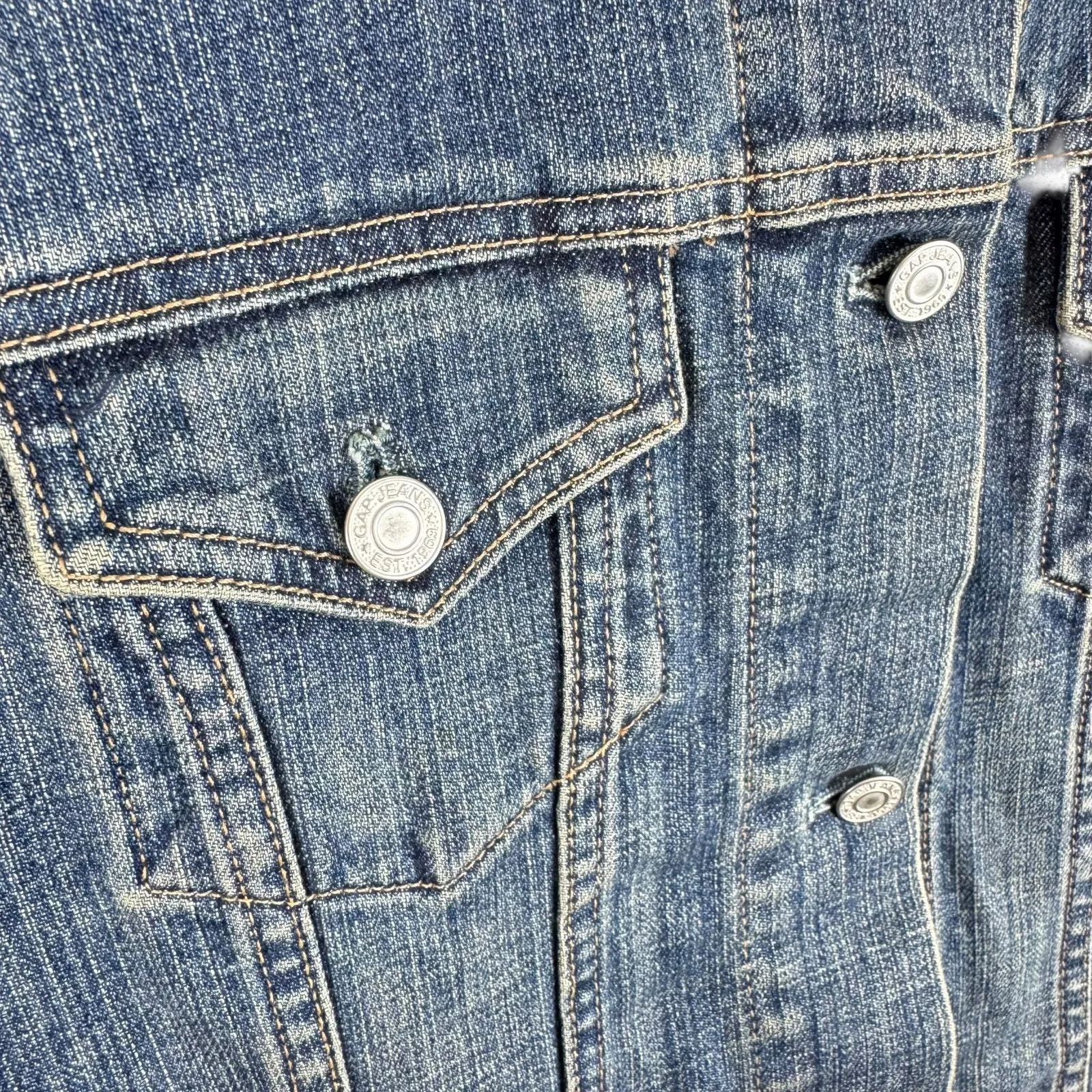 Gap Stretch Cotton Medium Wash Cropped Jean Jacket Small - Image 3