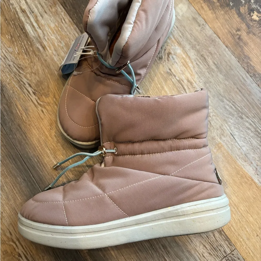 Hey Dude Womens Margot Eco Bootie Boot Antique Rose Water Resistant Size 7 New - Image 5