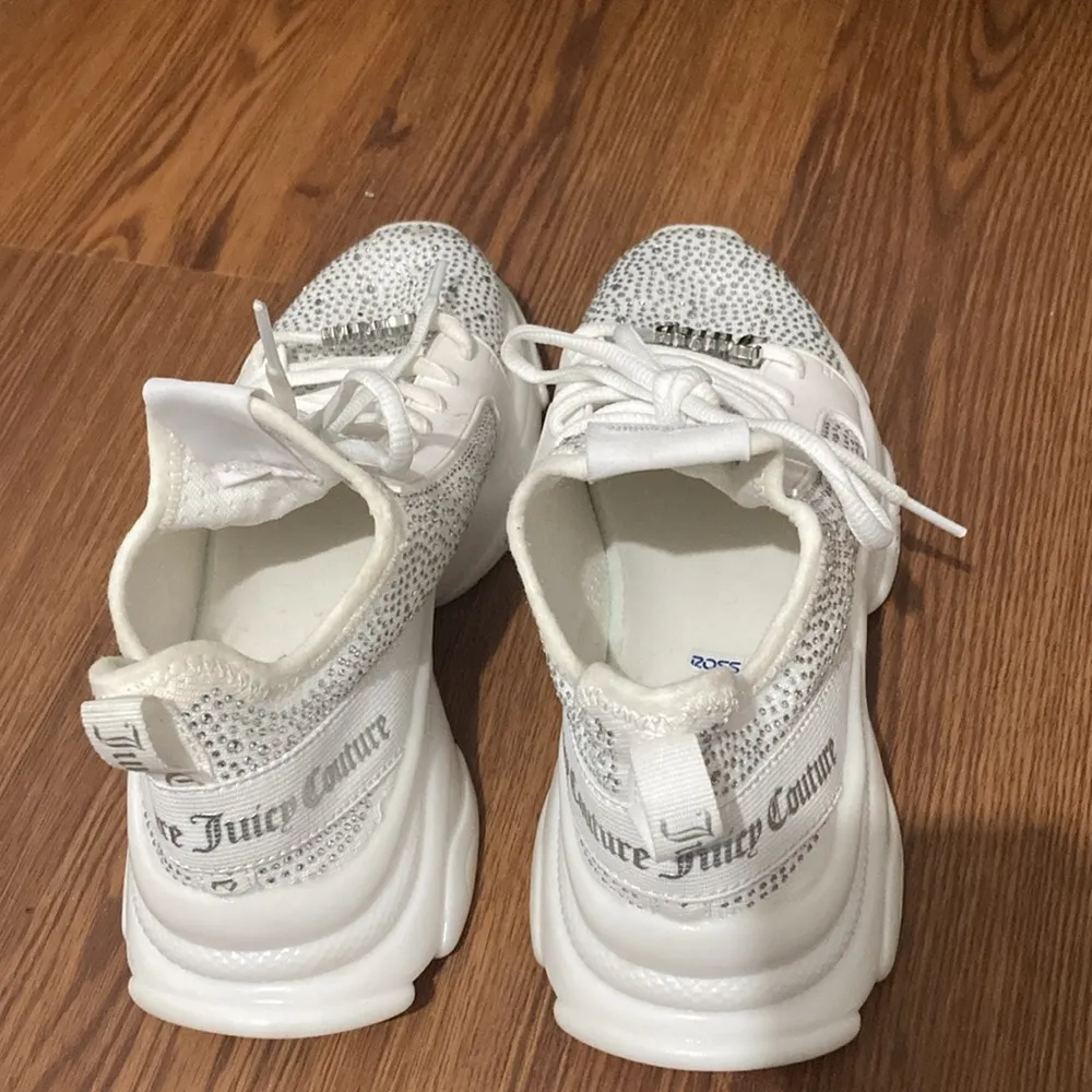 Juicy Couture Chunky Lace Up Fashion Sneaker Stylish Platform Tennis Shoe 8.5 - Image 2