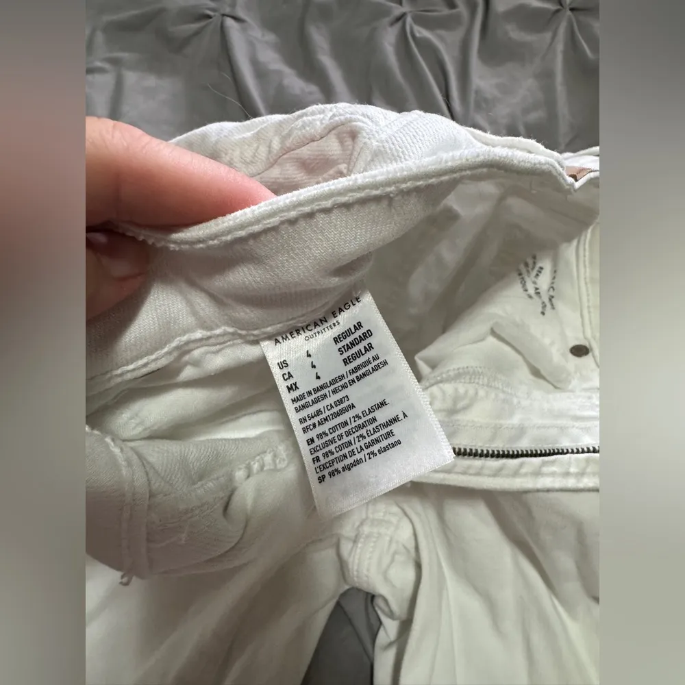 America Eagle distressed jeans - Image 3