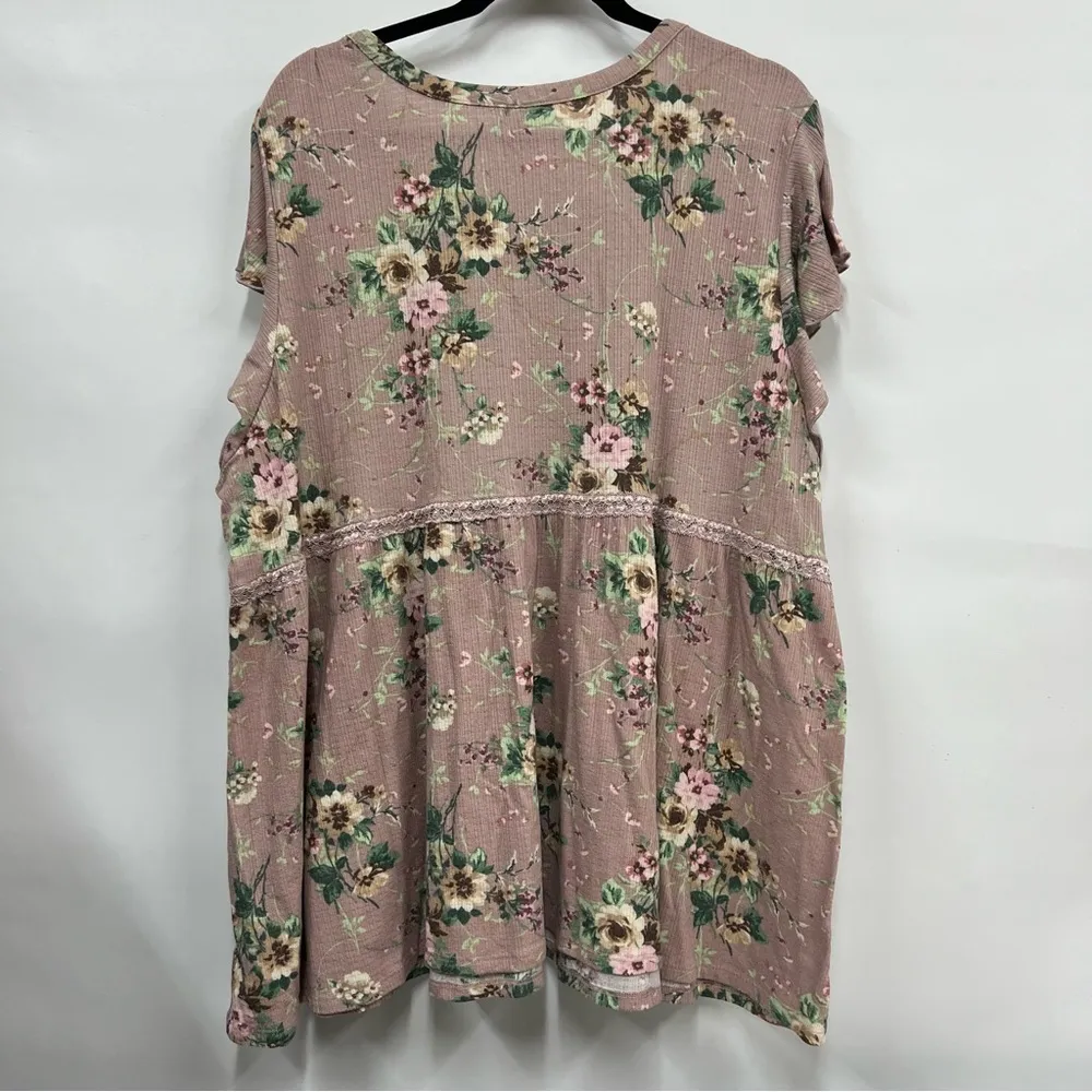 Torrid babydoll knit notch neck lace trim floral size 4 dusty rose - Image 2