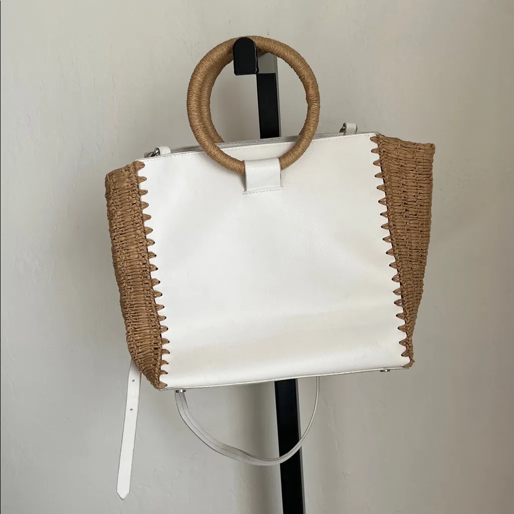 Zara White Crossbody Circle Handle Bag Boho - Image 4