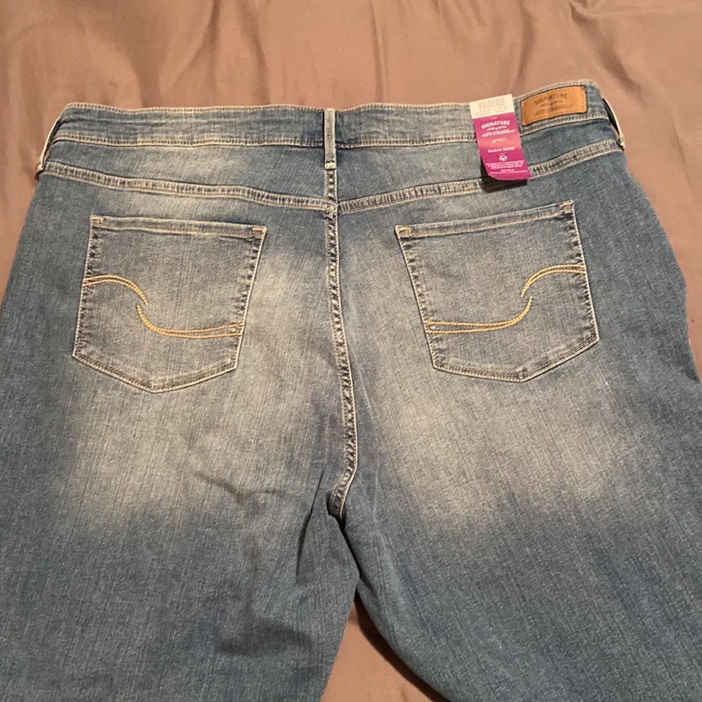 Levi’s Signature Modern Skinny Faded Jeans Size 24M - Image 3