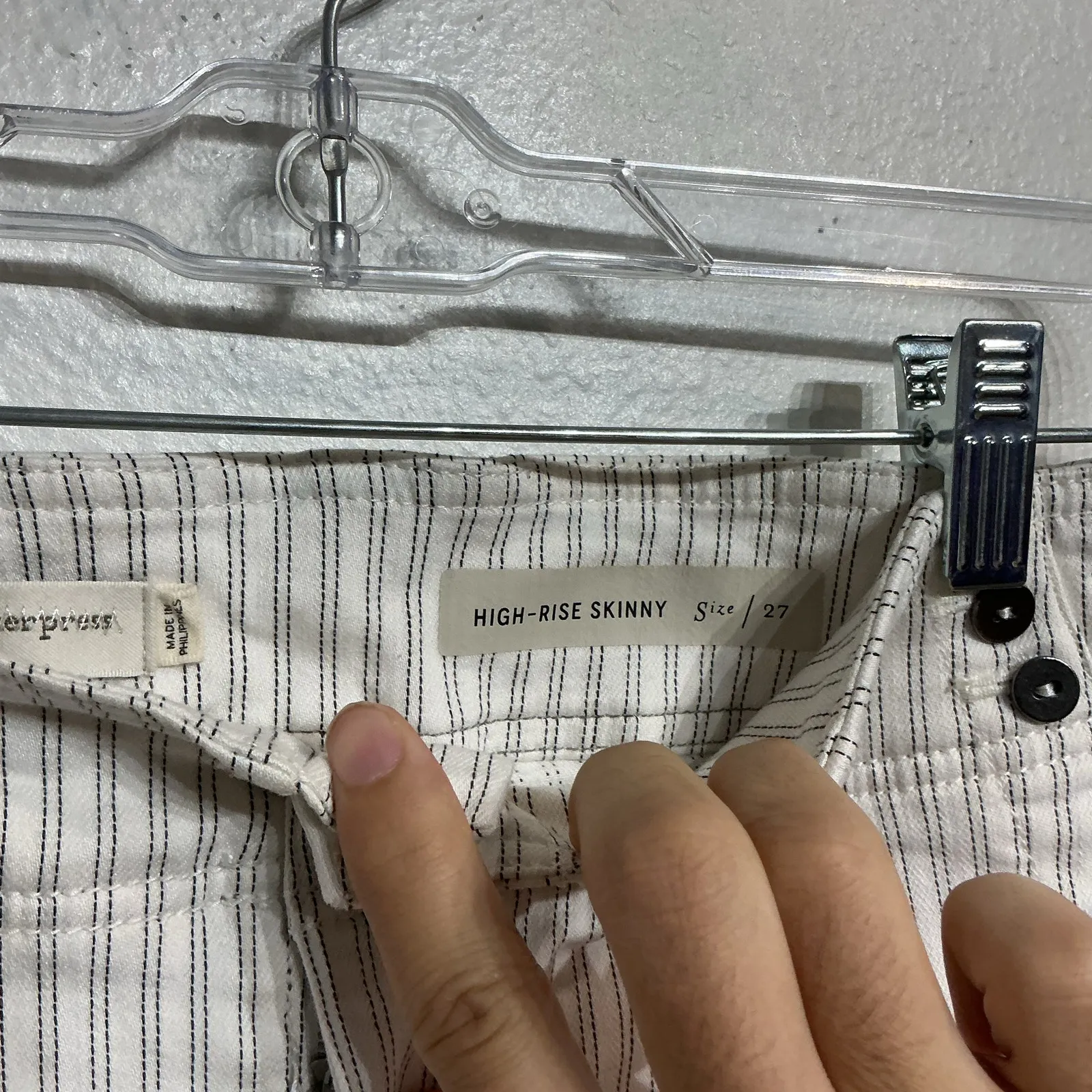 Pilcro and the Letterpress White Pinstripe High Rise Skinny Pants Sz 27 - Image 6