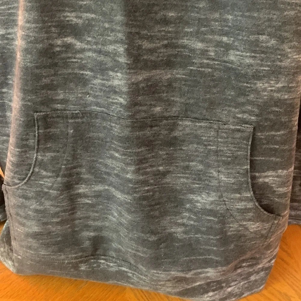 LRUFF Hewn shirt with front pockets - Image 2