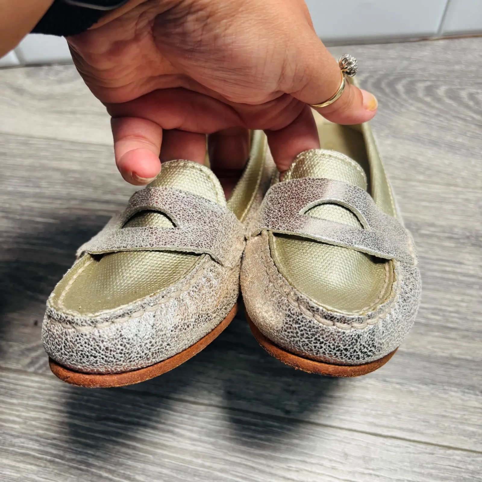 Cole Haan Women's Gold Glitter Loafers Flats‎ Shoes Size 7B - Image 3