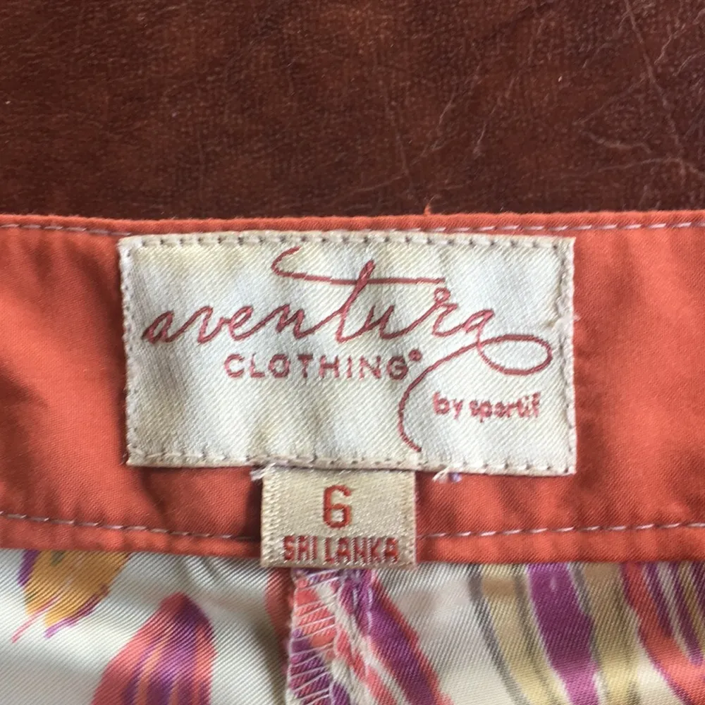 Aventura Capri Pants Size 6 - Image 7