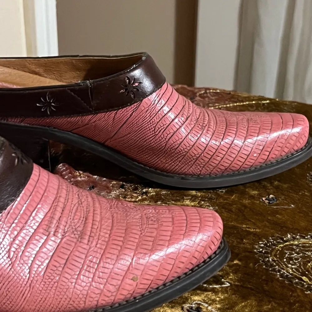 ARIAT Women's Snakeskin Prints Leather Ankle Mule Boot Size 6.5B Pink - Image 8