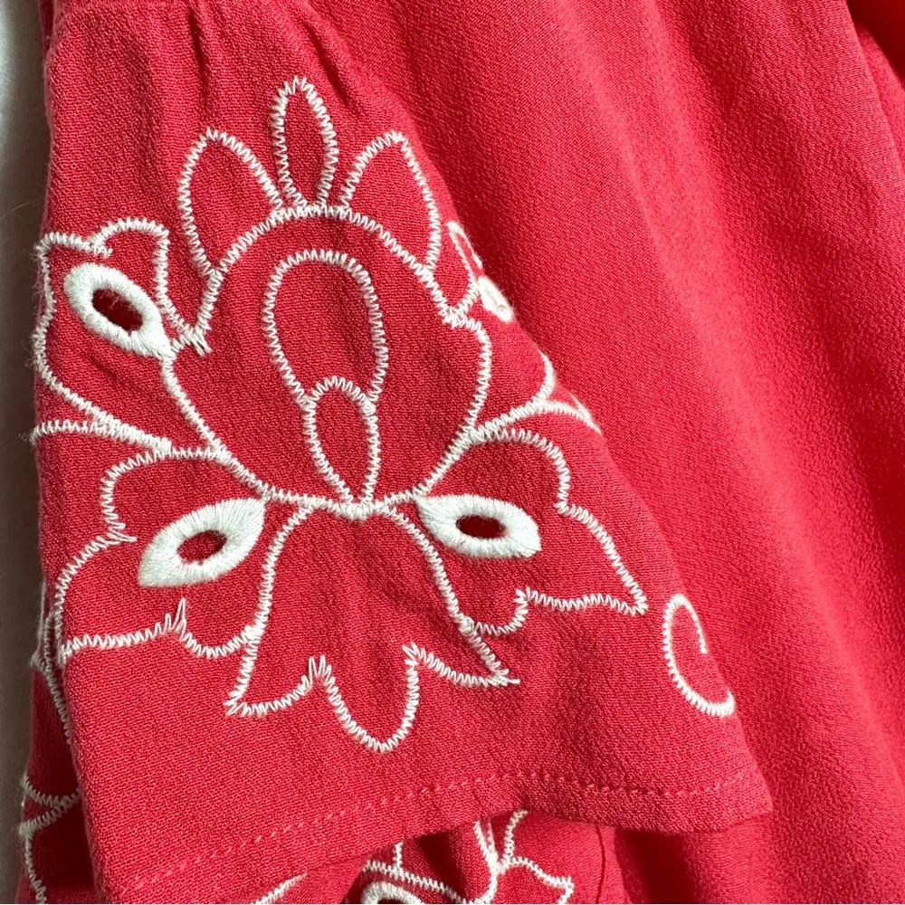 Maurices Peplum Top XL Red Embroidered Trim Floral Flutter Sleeves 100% Rayon - Image 4