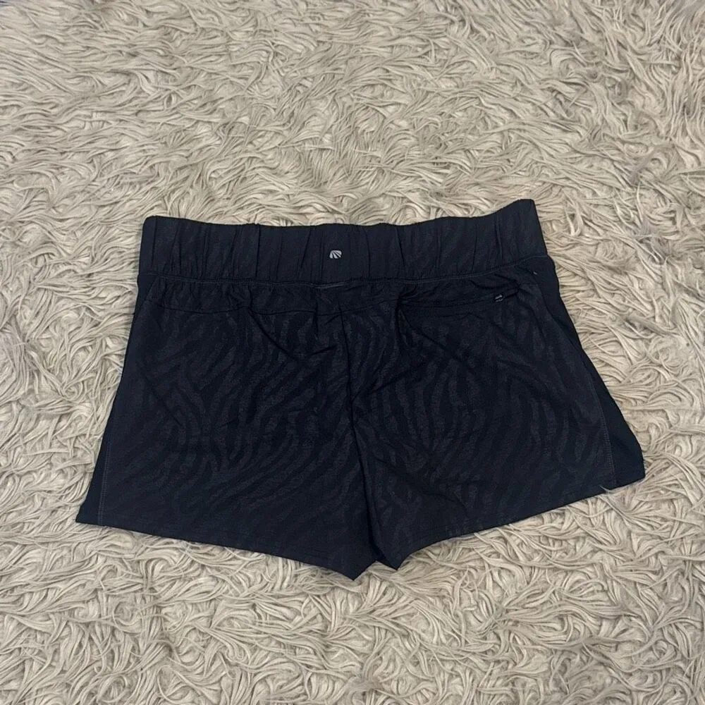 Marika zebra striped running shorts XL Black - Image 4