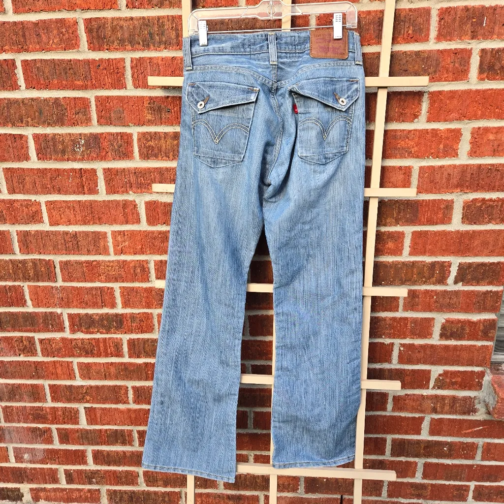 LEVI”S 527 LOW BOOTCUT JEANS SIZE 30/32 Back Flap Pockets - Image 5