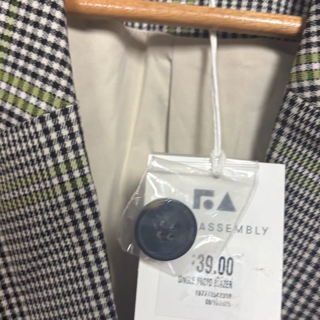 Free Assembly Black And White Plaid Blazer Size XL - Image 5