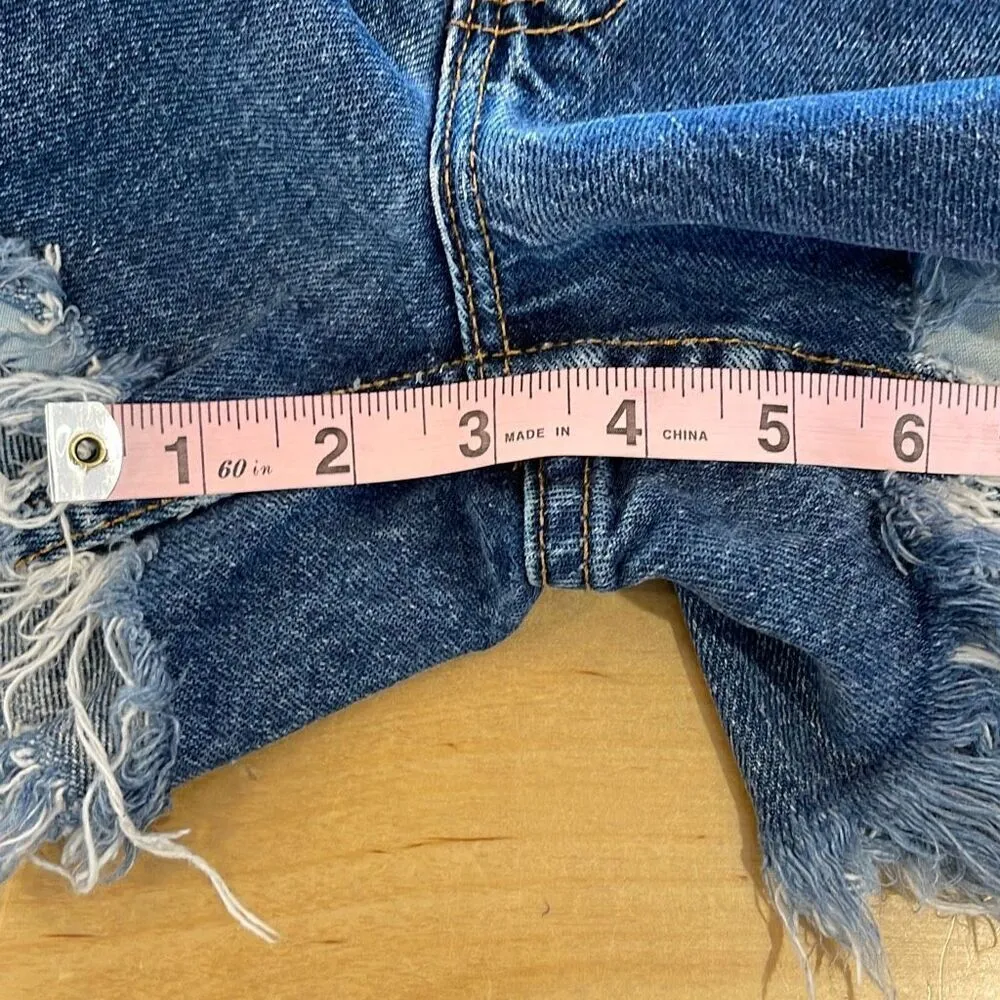 Levi’s Women’s 517 Cut Off Denim Shorts Size 9‎ Junior Medium - Image 6