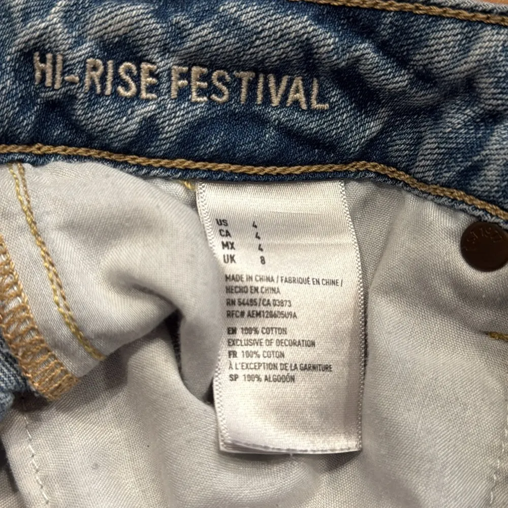 American Eagle outfitters hi-rise festival Jean shorts size 4 . - Image 3