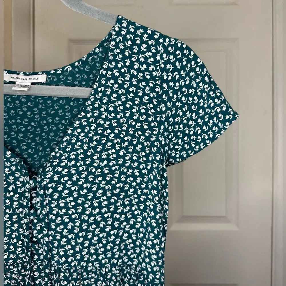 American Eagle Summer Tiered Short Sleeves Floral Dress Size XS - Image 6