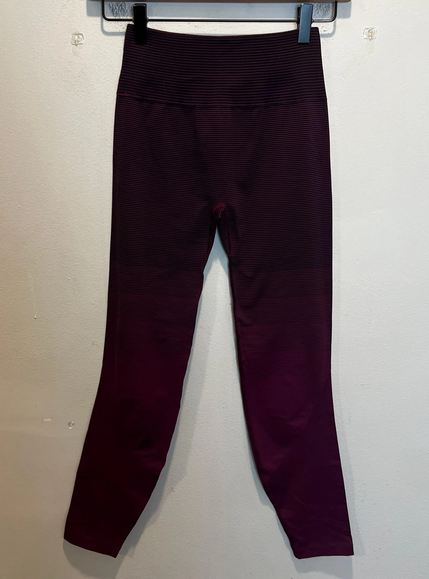 - Ebb to Train Tight Wash Marvel Black Athletic Training Leggings Gym - Image 2