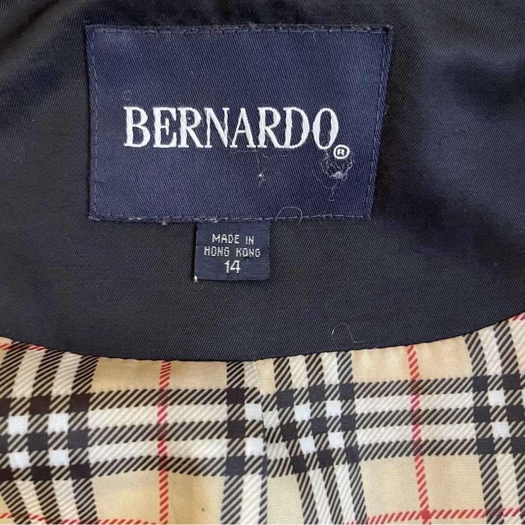 Vintage Women’s Bernardo Black Trench Coat Plaid Lining Rain Hong Kong Size 14 - Image 8