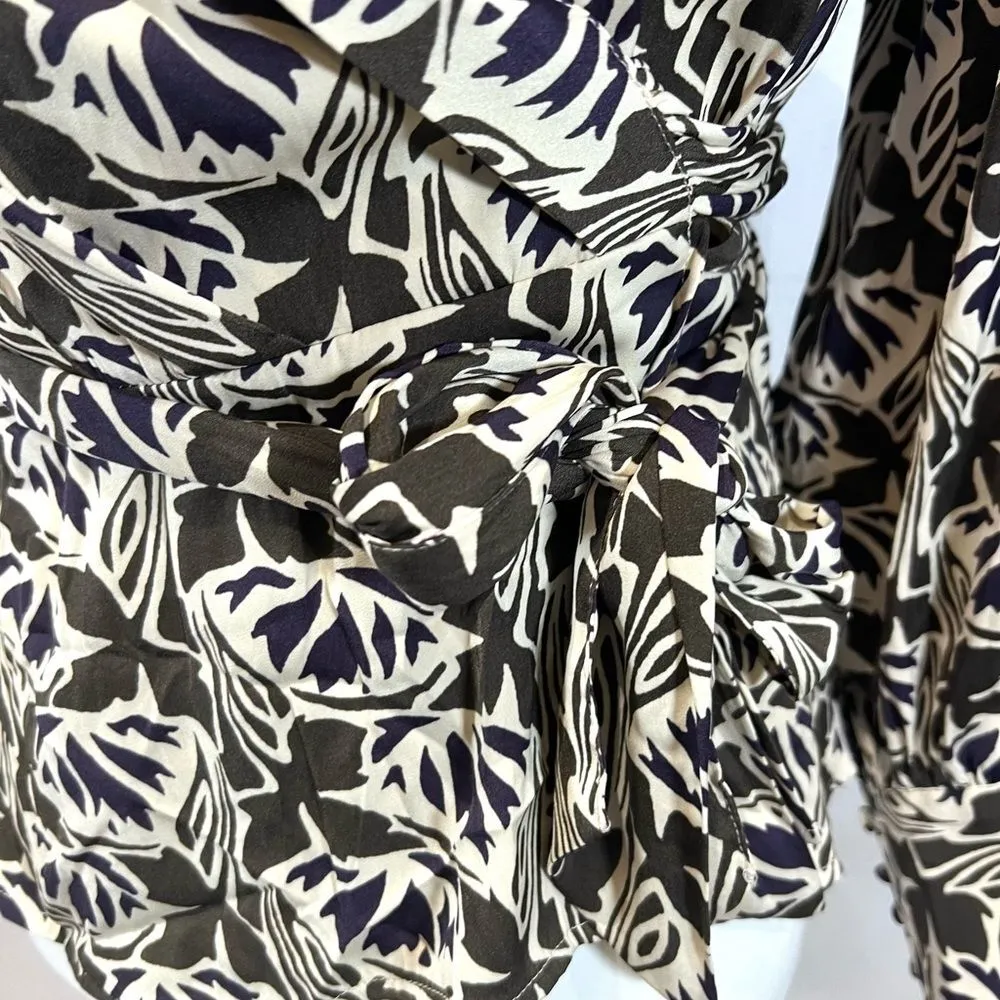 long sleeve satin ivory navy and olive green wrap top size XS - Image 5